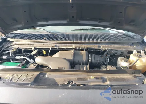 2010 Ford E-250 Commercial/Recreational z USA, uszkodzony, nr VIN 1FTNE2EW8ADA44130